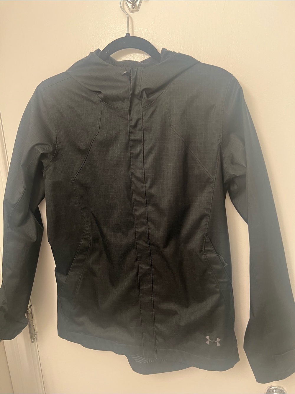 Under Armour womens Black Hooded Jacket